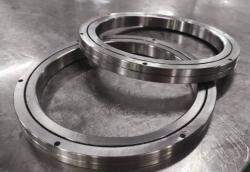 精密XRU交叉滾子軸承的應(yīng)用、選擇及安裝簡介